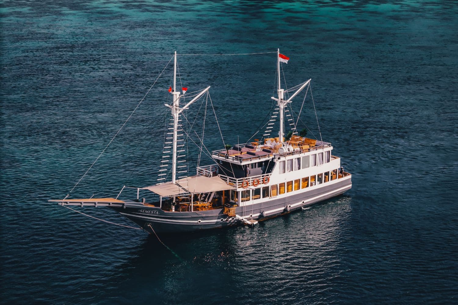 Semesta Voyages photo 1